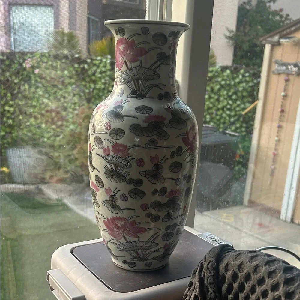 Floral Ceramic Vase - Pink and Gray - Picture 5 of 7